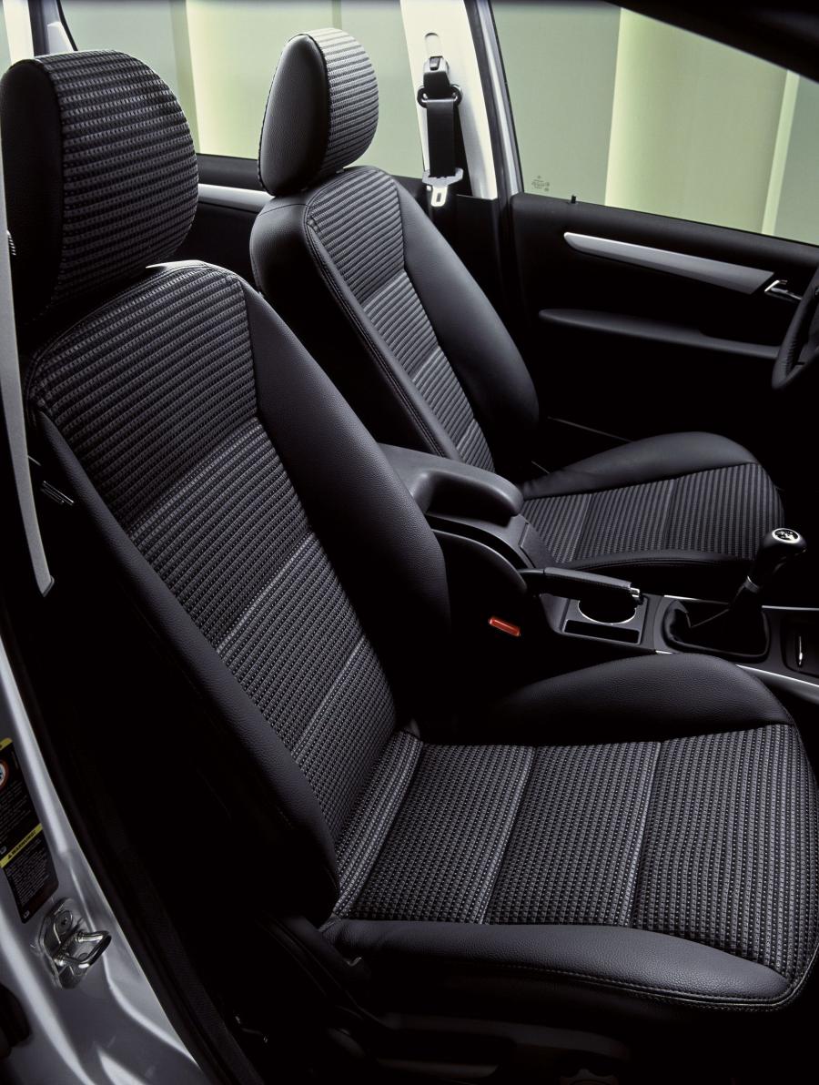  Mercedes-Benz A-Class 5-Door 2004 года  (фото 193 из 344)